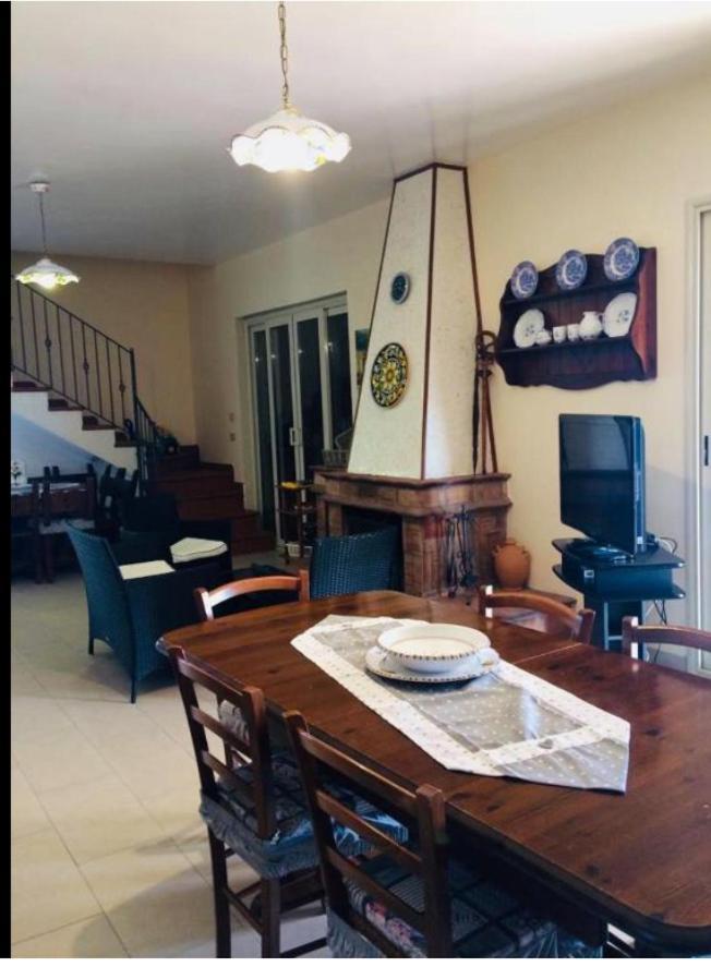Villa Vela Αουγκούστα Εξωτερικό φωτογραφία